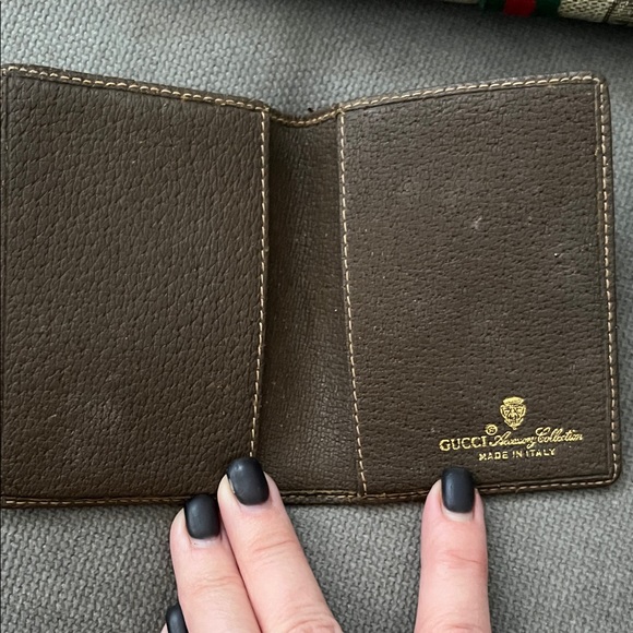 Gucci Beige and Brown Shoulder Bag with Card Holder - Picture 11 of 15